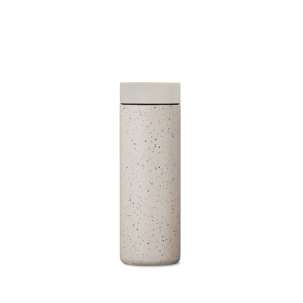 360-traveler-p4 WebPDP-16oz_360_Traveler_Desert_Tan_Speckle_Studio__TRV1SV16224_Back.jpg