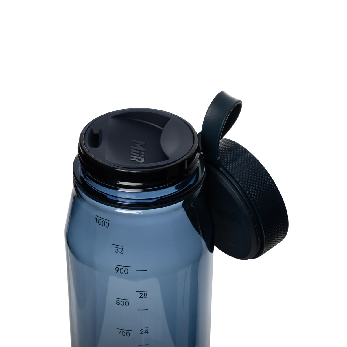 everywhere-bottle-c9 WebPDP-33oz_Everywhere_Bottle_TidalBlue__EWB1PN32215_X2Studio_TetherTwist.jpg