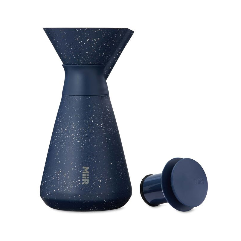 new-standard-carafe-h3 WebPDP-33oz_New_Standard_Carafe_Tidal_Blue_Speckle_Studio__CAR1SVOS225_Front_Lid_Staged.jpg
