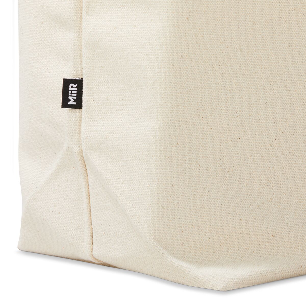 everyday-canvas-tote-l0 WebPDP-Everyday_Canvas_Tote_Studio__TOT001_Detail__TOT001223OS.jpg