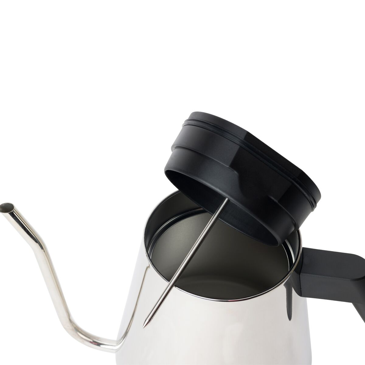 new-standard-pour-over-kettle-w4 WebPDP-Pour_Over_Kettle_Polished_Studio_0222_45_Deg_Thermometercopy__POK1SNOS005.jpg
