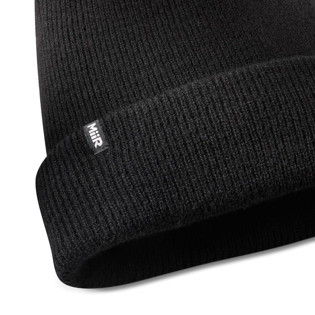 recycled-cashmere-beanie-i6 WebPDP-Recycled_Cashmere_Luxe_Beanie_Studio_Detail__BNE004002OS.jpg